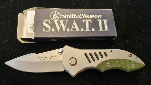 knife - Smith & Wesson S.W.A.T. II